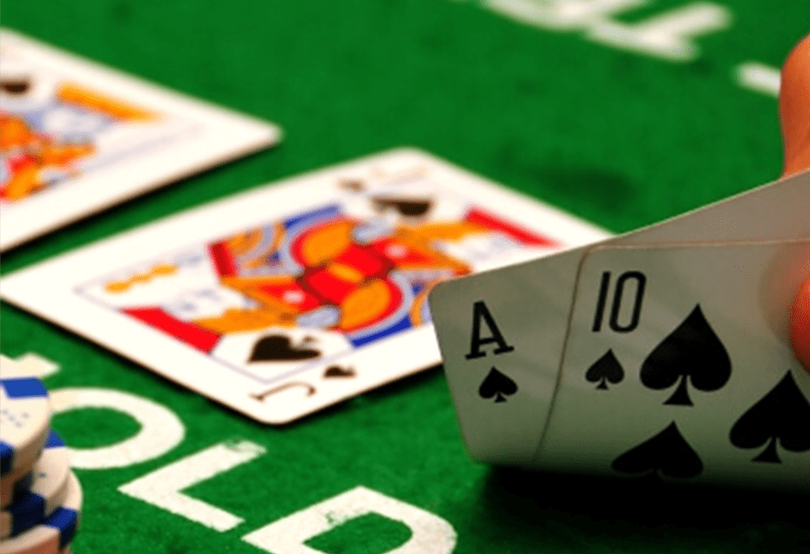 TEXAS HOLD'EM POKER
